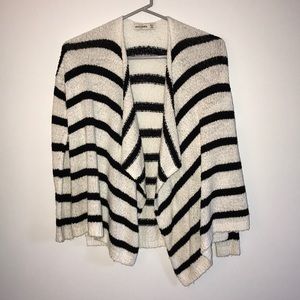 Abercrombie Shrug